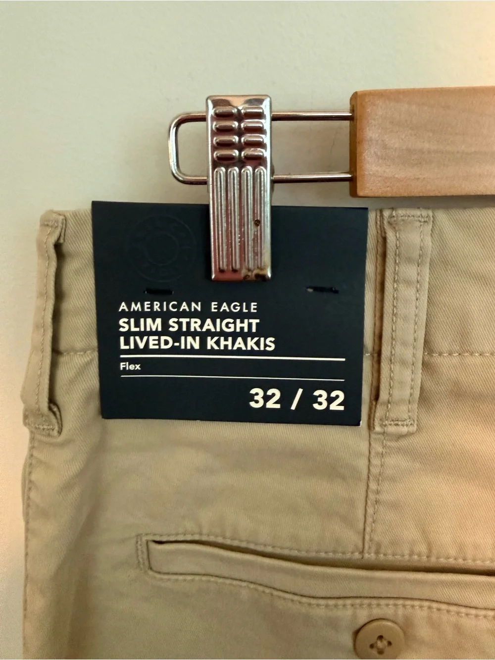 American Eagle Slim Straight Lived-In Khakis 32/32